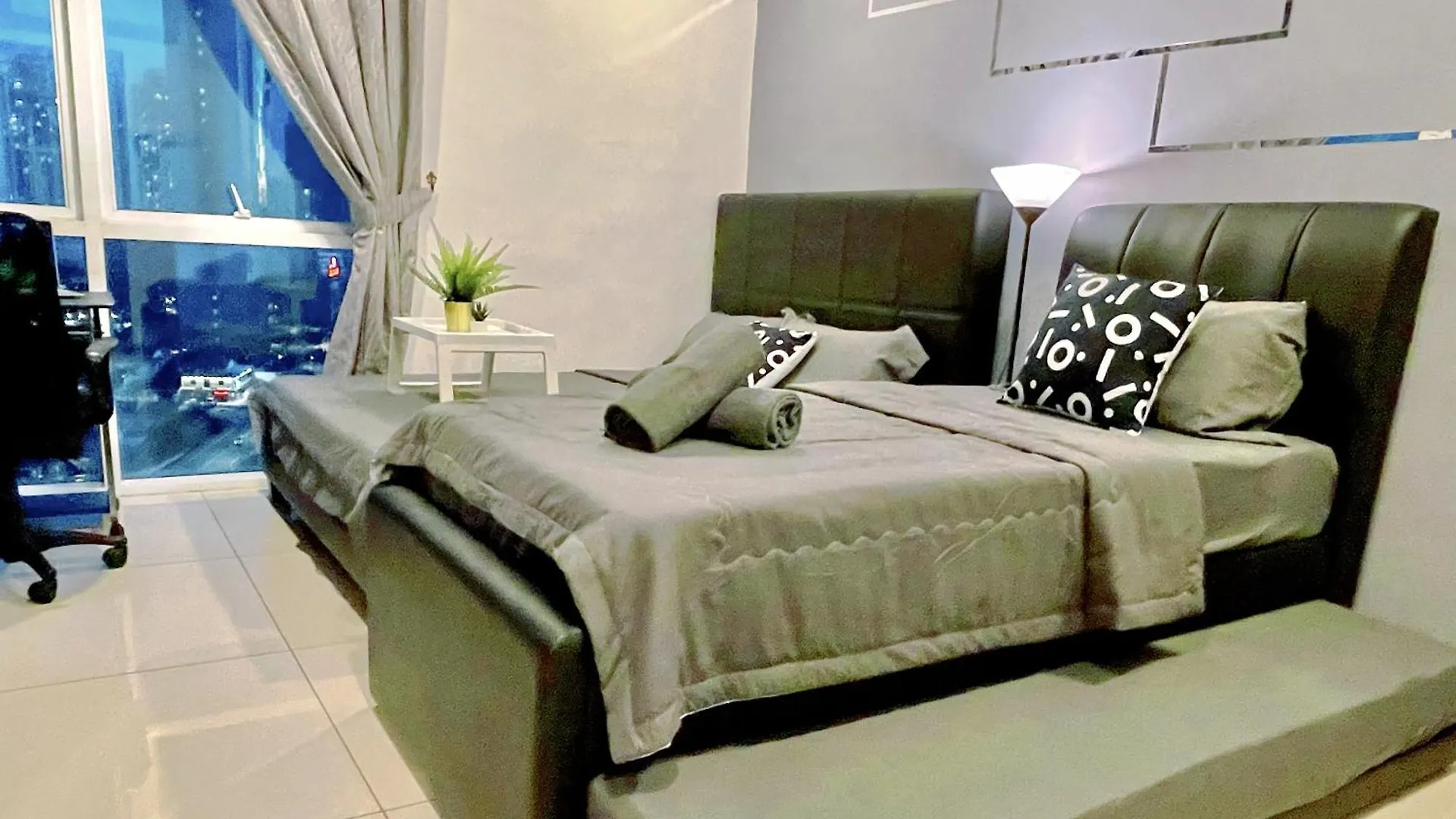 Ksl City Mall 7-10Pax -2Bedroom-Netflix-Smart Tv65Inch Johor Bahru 0*,  Malesia