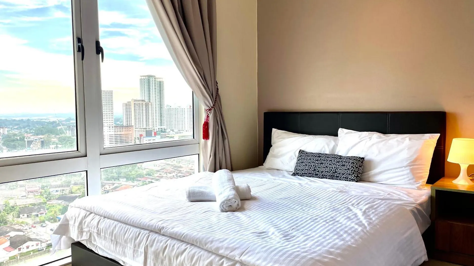 Ksl City Mall 7-10Pax -2Bedroom-Netflix-Smart Tv65Inch Johor Bahru Ma­lay­sia