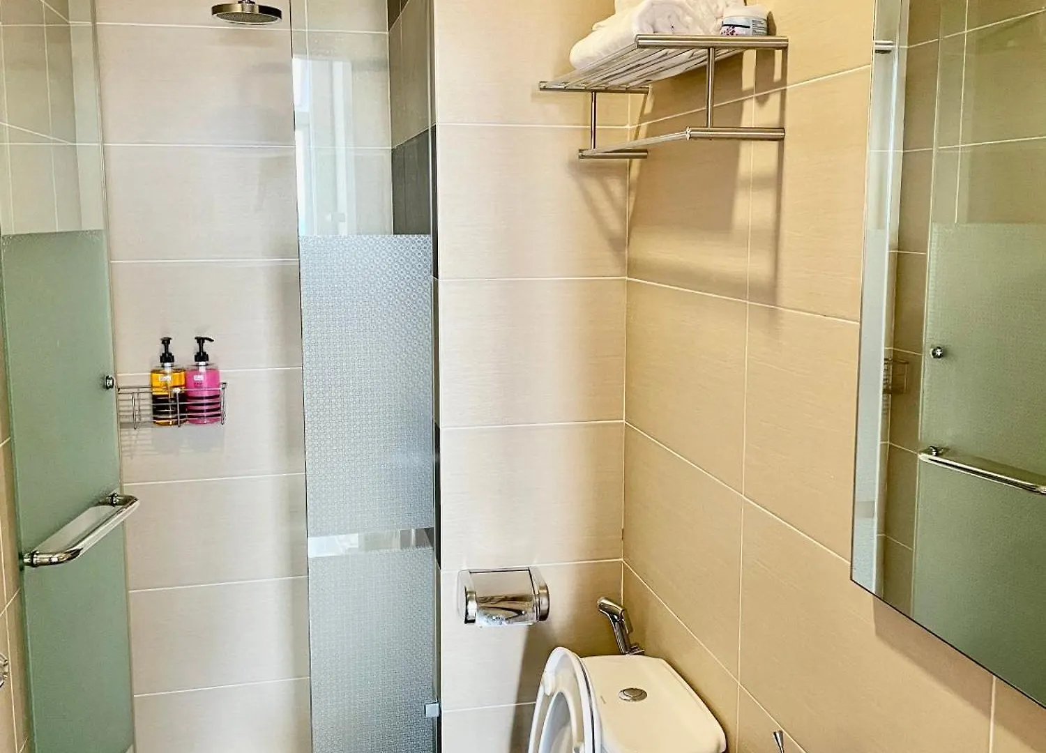 Apartment Ksl City Mall 7-10Pax -2Bedroom-Netflix-Smart Tv65Inch Johor Bahru Ma­lay­sia