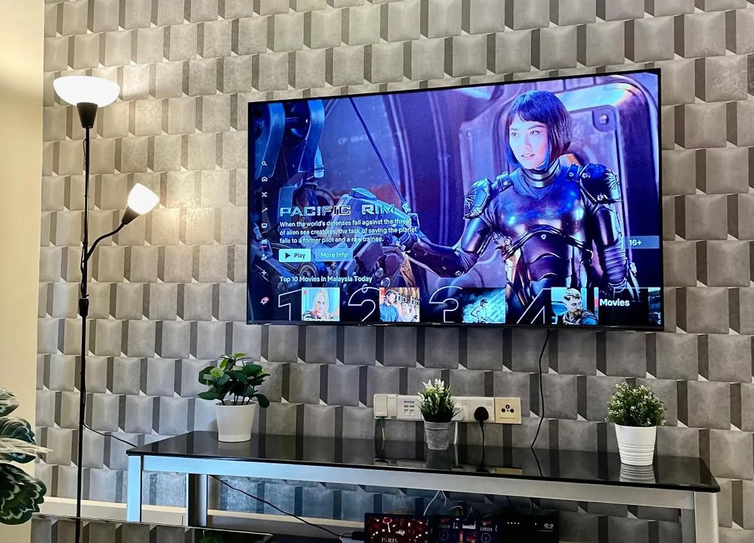 Ksl City Mall 7-10Pax -2Bedroom-Netflix-Smart Tv65Inch Johor Bahru 0*,  Ma­lay­sia